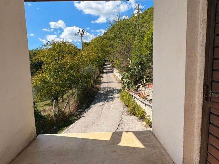 Appartamento quadrilocale in vendita in Via Paterno, Terme Di Cotilia, Castel Sant'Angelo