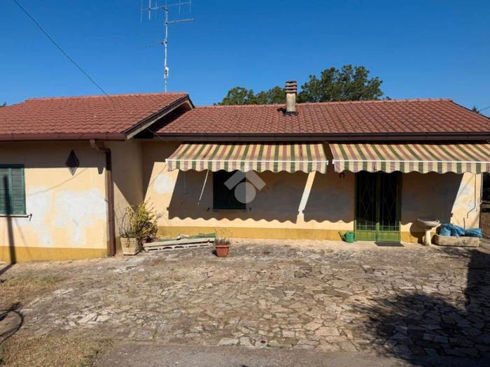 Casa bilocale in vendita in Via Casa Colonnella, Macere, Artena
