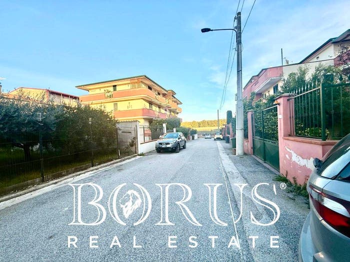 Casa bilocale in vendita in Via Francesco Petrarca, Centro, Macerata Campania