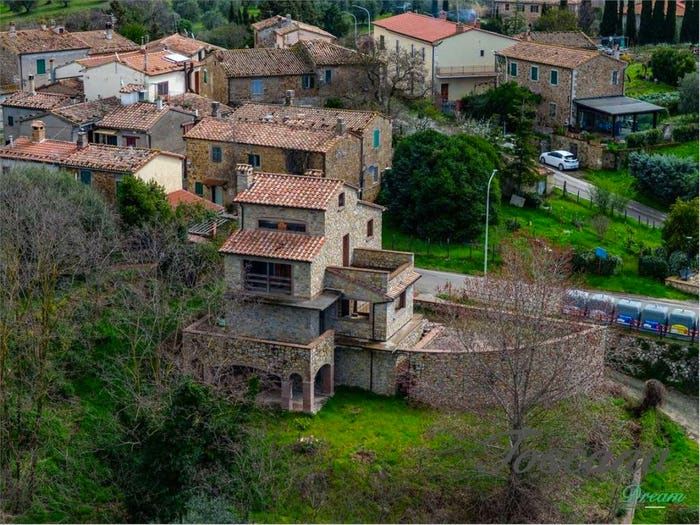 Casa con 6 locali in vendita in Poggio Murella via termine, Poggio Murella, Manciano