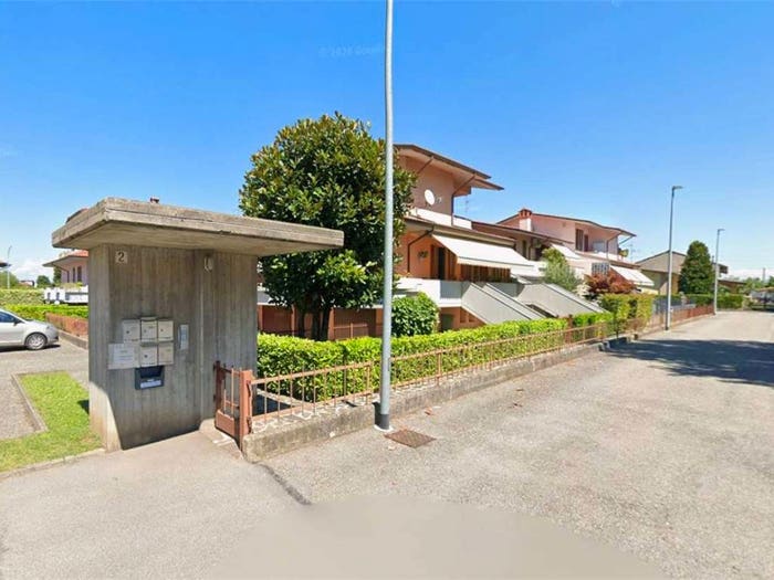 Appartamento trilocale in vendita in Via Aldo Moro, Fornovo San Giovanni