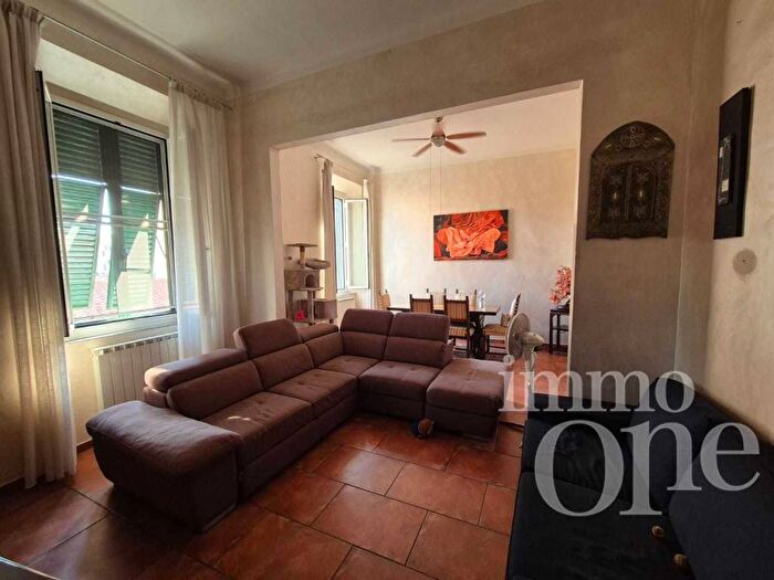 Appartamento con 6 locali in vendita in Porta a Mare Mazzini, Livorno