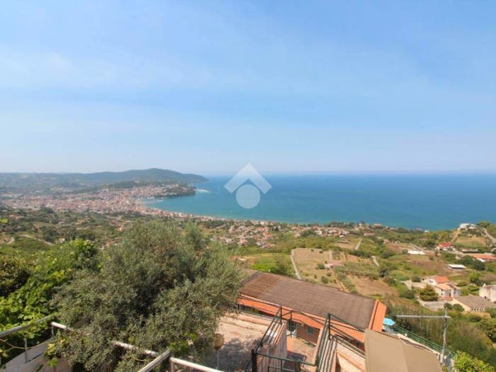 Appartamento trilocale in vendita in Antonio De Curtis, Agropoli
