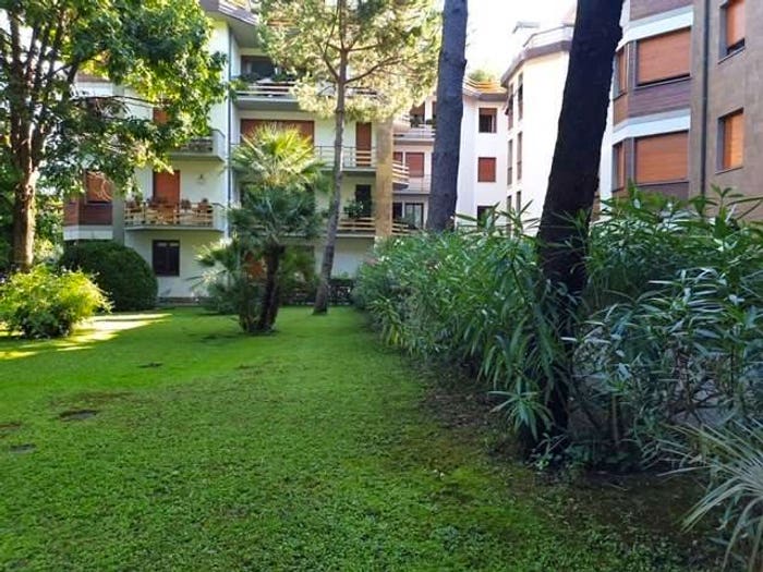 Appartamento quadrilocale in vendita in Via Cesare Battisti, Centro, Forte dei Marmi