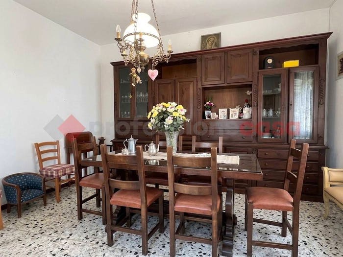 Casa con 6 locali in vendita in via campagne, Centro, Salizzole