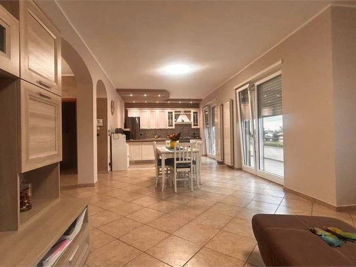 Casa con 5 locali in vendita in Via Bivio, Centro, Frossasco