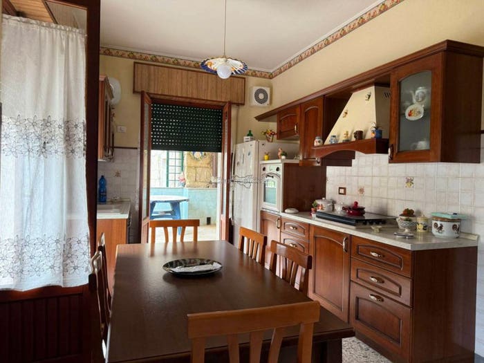 Casa quadrilocale in vendita in Via Fiumara, Modica Bassa, Modica