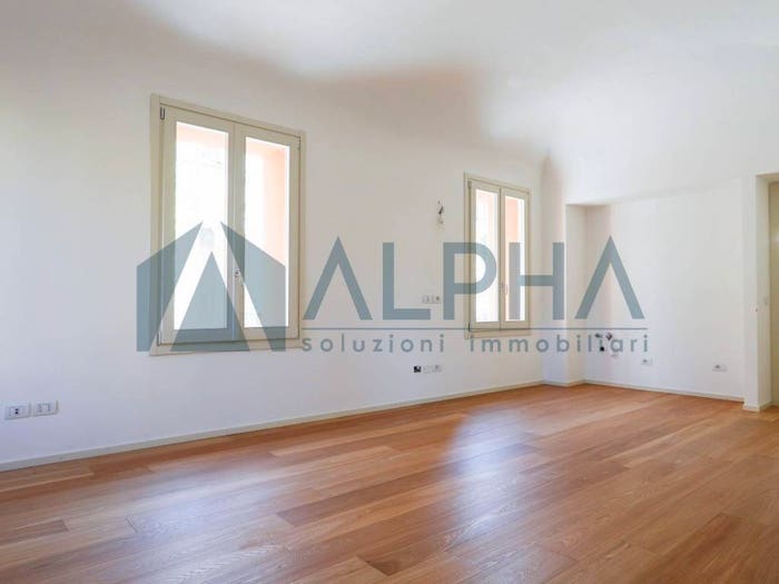 Appartamento bilocale in vendita in Via Carbonari, Centro Storico, Cesena