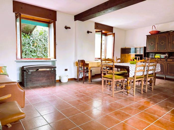 Casa trilocale in vendita in Via Verdeisa, Nomaglio