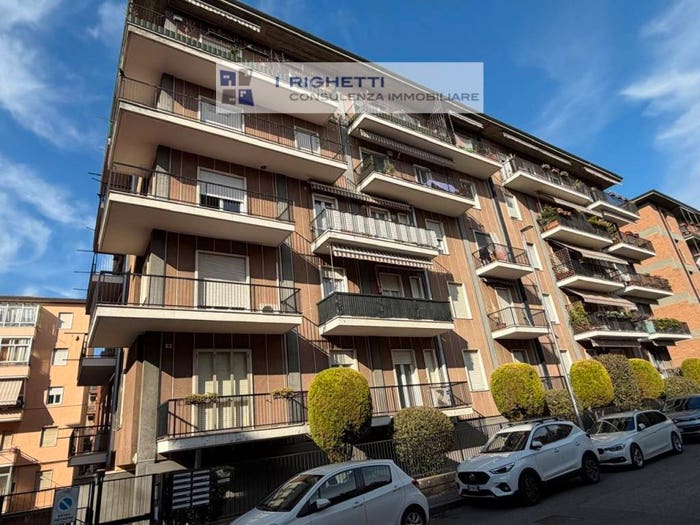 Appartamento quadrilocale in vendita in Via Amerigo Vespucci, Borgo Nuovo Navigatori, Verona
