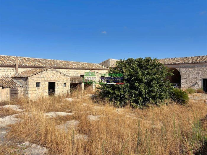 Casa con 6 locali in vendita in Contrada Martorina, Zappulla, Modica