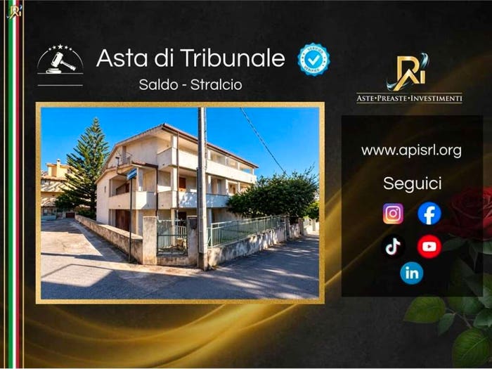 Casa con 6 locali in vendita in Via delle Meduse, Cala Gonone, Dorgali