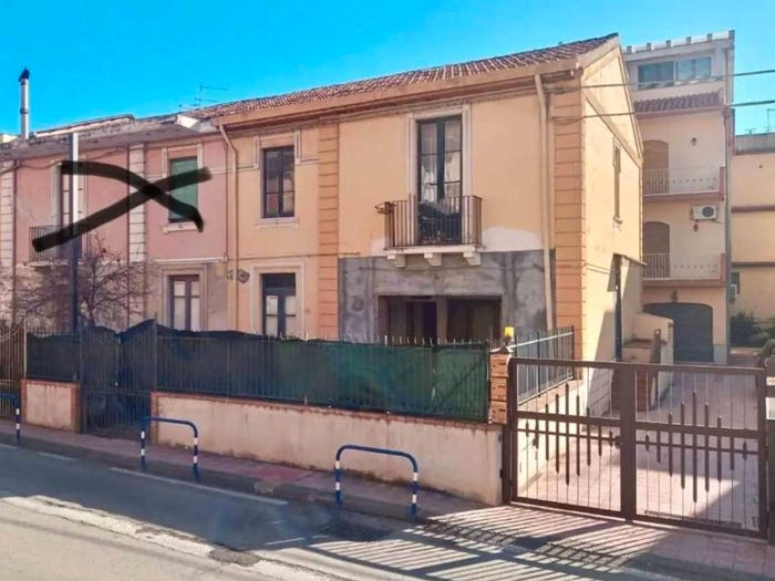 Casa con 6 locali in vendita in Via Vittorio Emanuele, Centro, GiardiniNaxos
