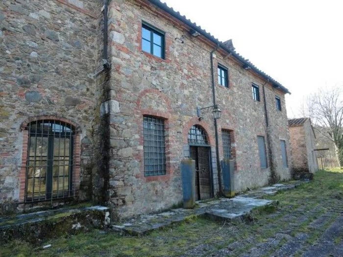 Casa con 6 locali in vendita in Via Del Molino Ii, Chiatri Piazzano, Lucca