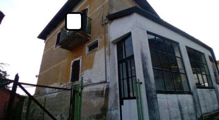 Casa quadrilocale in vendita in Via Cesare Battisti, Bioglio
