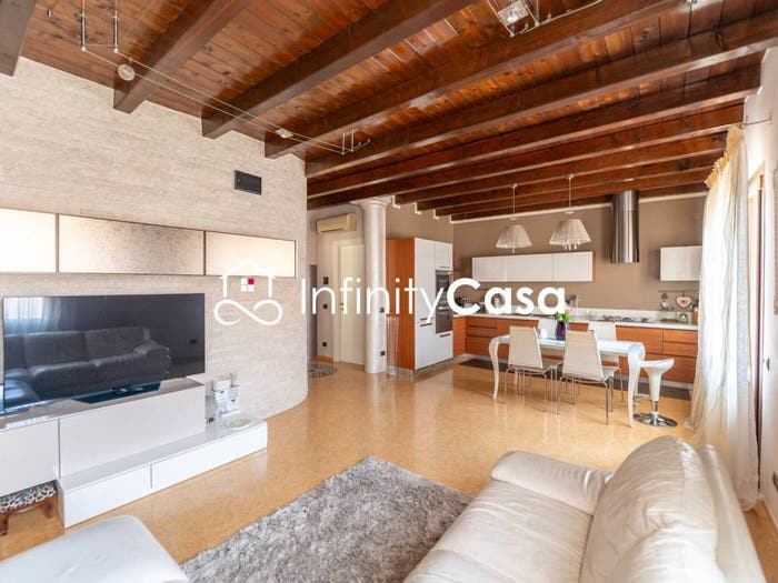 Appartamento trilocale in vendita in Via Girolamo Barbieri, Bussolengo