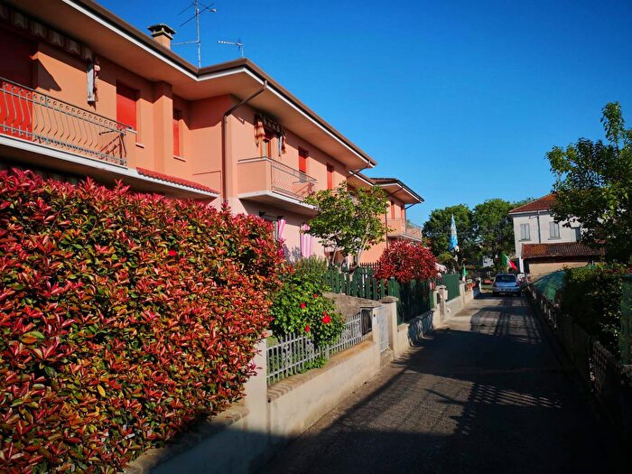 Appartamento bilocale in vendita in Via Giuseppe Garibaldi, Moglia