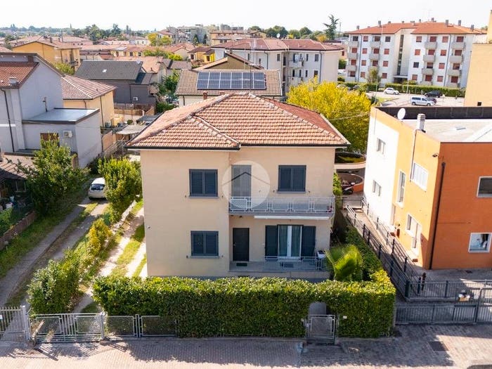 Casa trilocale in vendita in Via Cisa, Cerese, Borgo Virgilio