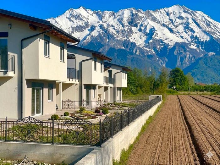 Casa trilocale in vendita in Via Martiri della Libertà, Cervasca