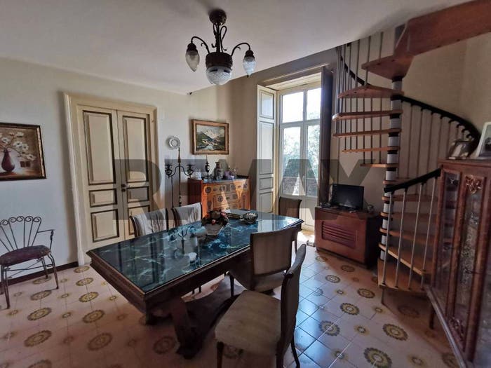 Casa con 6 locali in vendita in Piazza Guglielmo Marconi, Palermo Indipendenza, Catania