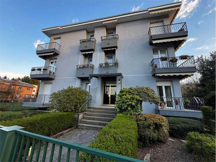 Appartamento trilocale in vendita in ACQUANERA, Albate Muggiò, Como