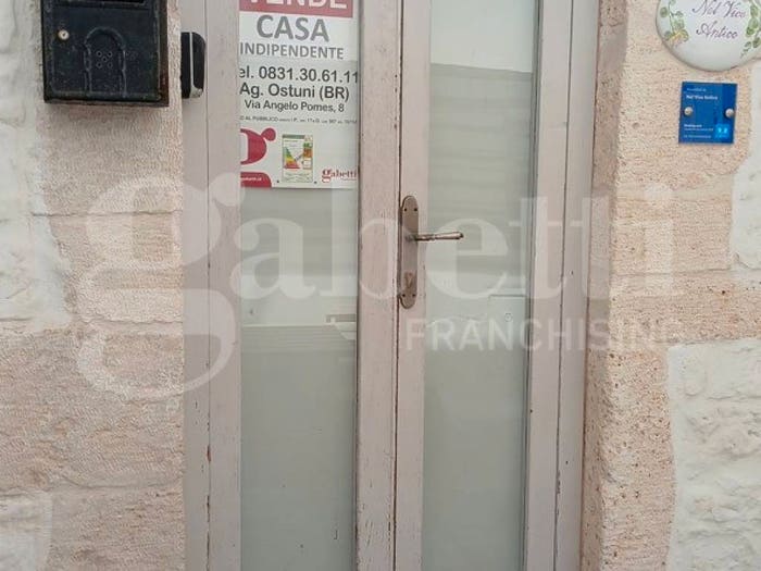 Casa bilocale in vendita in Vico Balsamo Dell'Andria, Centro Storico, Ostuni
