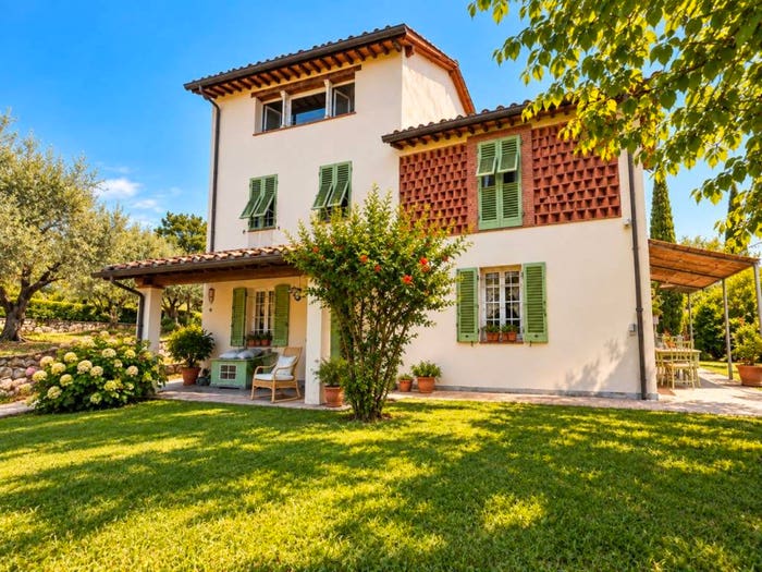 Casa con 6 locali in vendita in Via per Corte Cassandori, La Maulina Morianese, Lucca
