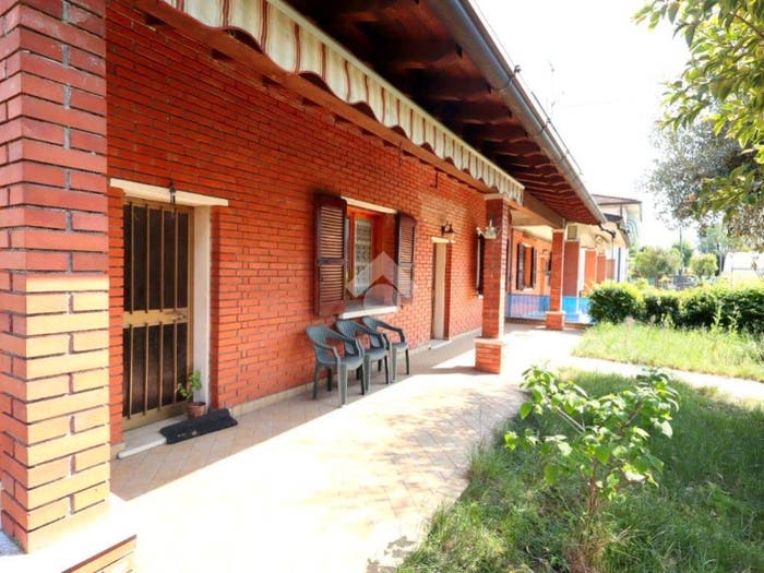 Casa trilocale in vendita in Via Bellini, Centro, Montirone