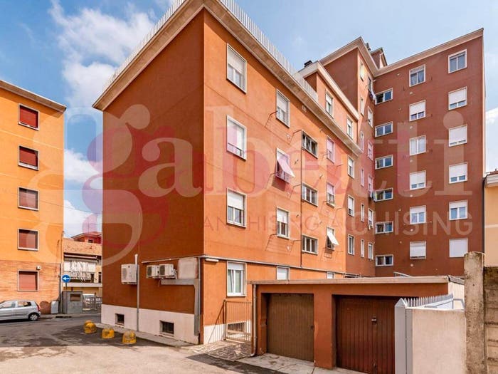 Appartamento trilocale in vendita in via san carlo, Senago