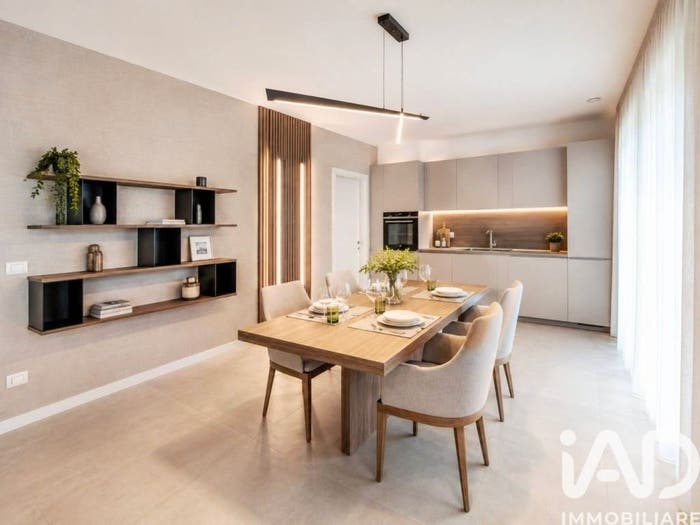 Appartamento trilocale in vendita in Via Grezze, Entroterra, Desenzano del Garda
