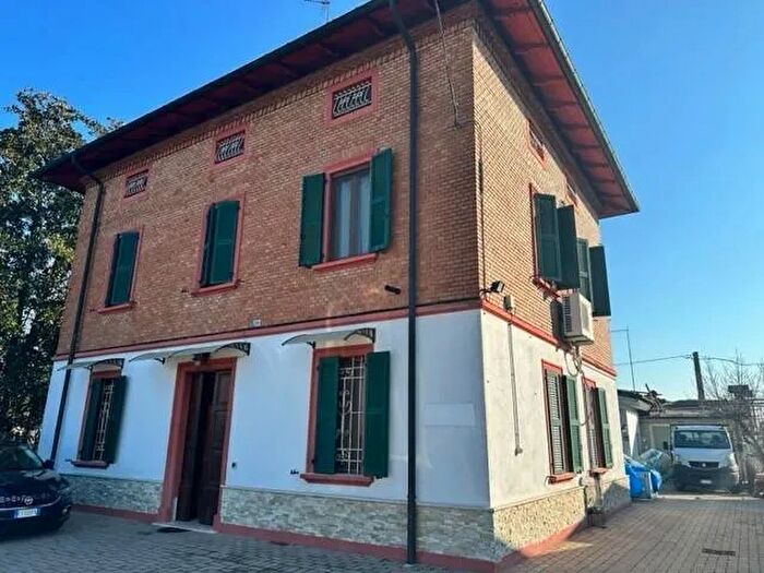 Appartamento con 5 locali in vendita in Bomporto