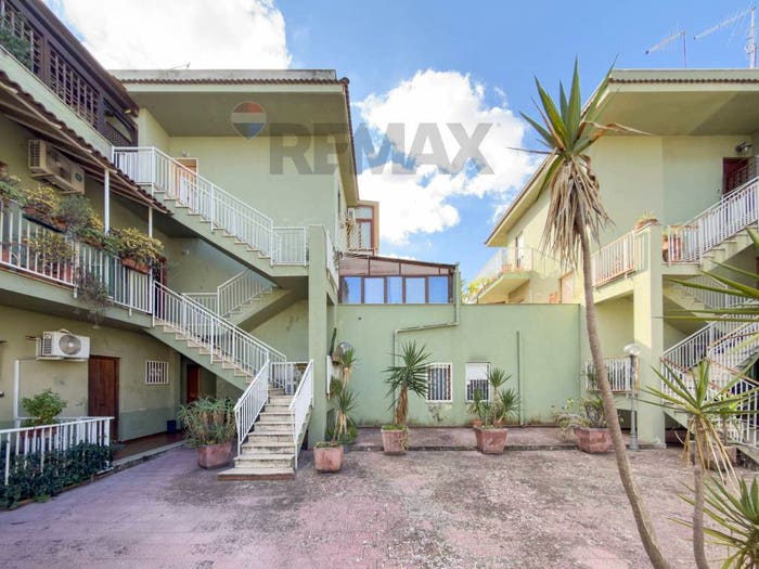 Appartamento con 5 locali in vendita in Viale Resurrezione, Pallavicino Villaggio Ruffini, Palermo