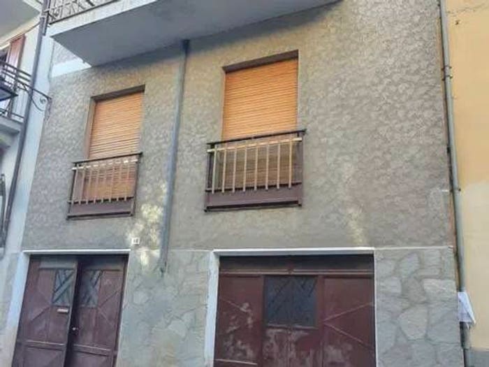 Casa quadrilocale in vendita in Centro, Chiomonte