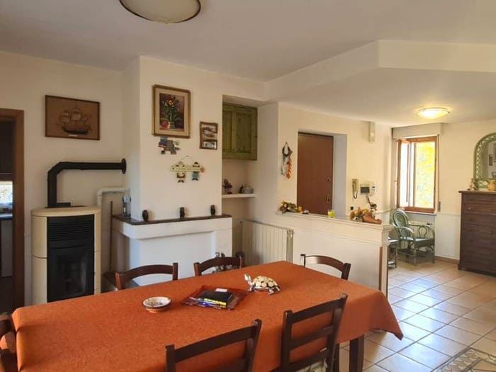 Appartamento quadrilocale in vendita in Via Dante Alighieri, Fabro Scalo, Fabro
