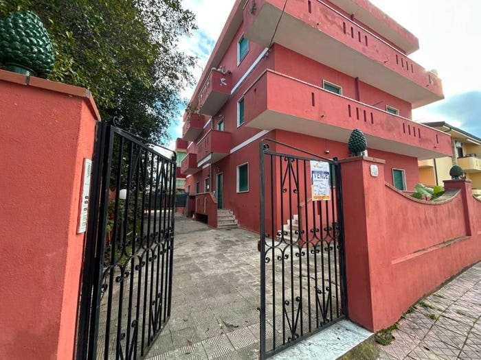 Appartamento con 5 locali in vendita in Via Camparia, Tonnarella, Furnari