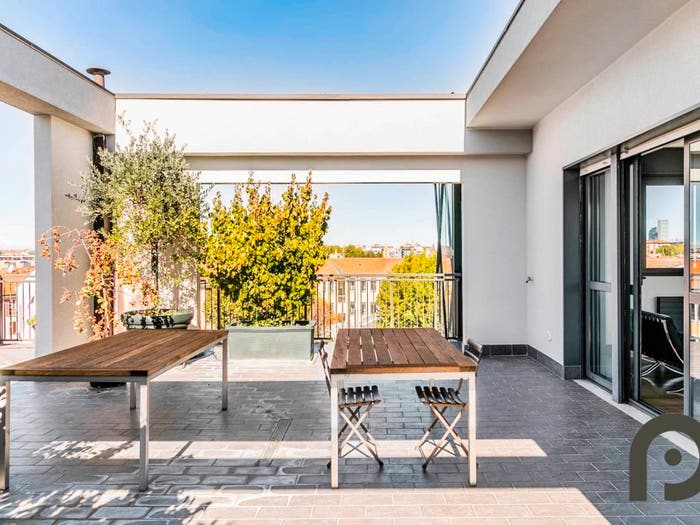 Appartamento con 5 locali in vendita in Via Andrea Ponti, Barona, Milano