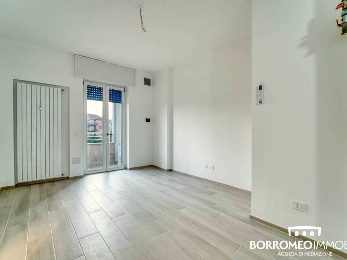 Appartamento trilocale in vendita in Via Mecenate, Quartiere Forlanini, Milano