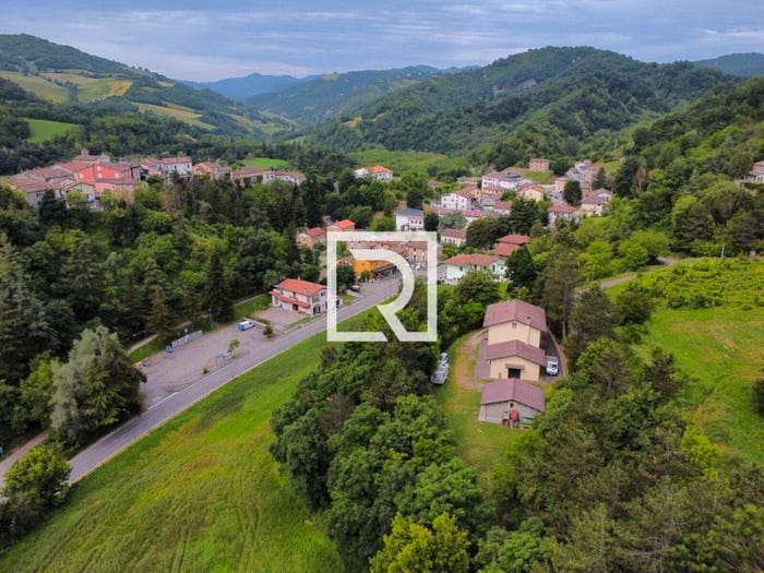 Casa con 6 locali in vendita in monte della croce, Sarsina