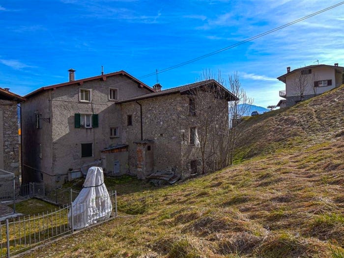 Casa quadrilocale in vendita in Via Foppa, Santa Brigida
