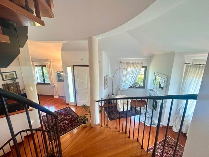 Casa con 6 locali in vendita in Cerreto Guidi