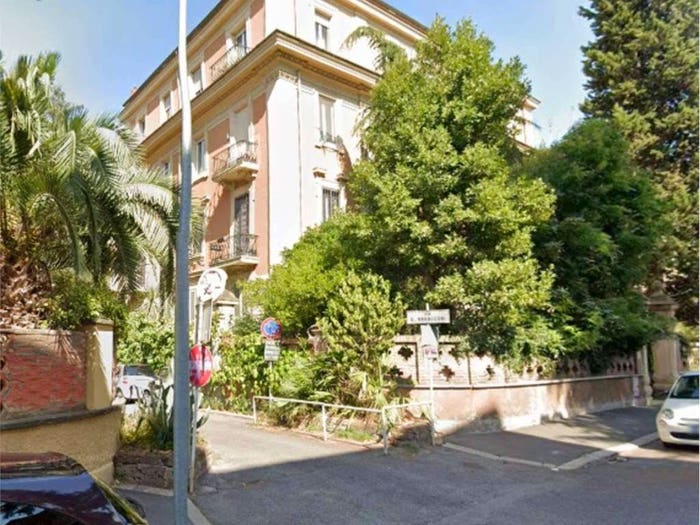 Appartamento con 6 locali in vendita in Via Antonio Nibby, Bologna, Roma