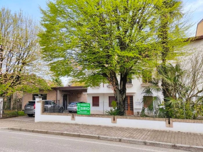 Casa con 6 locali in vendita in Viale Trieste, Centro, Fossalta di Portogruaro