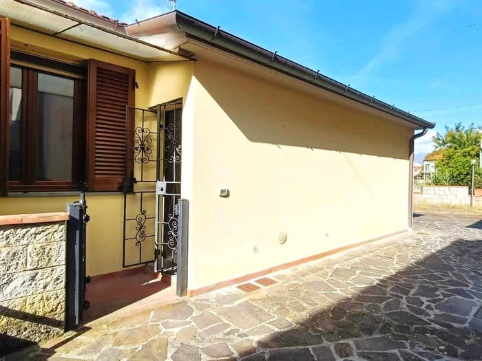 Casa con 5 locali in vendita in Bottegone, Pistoia