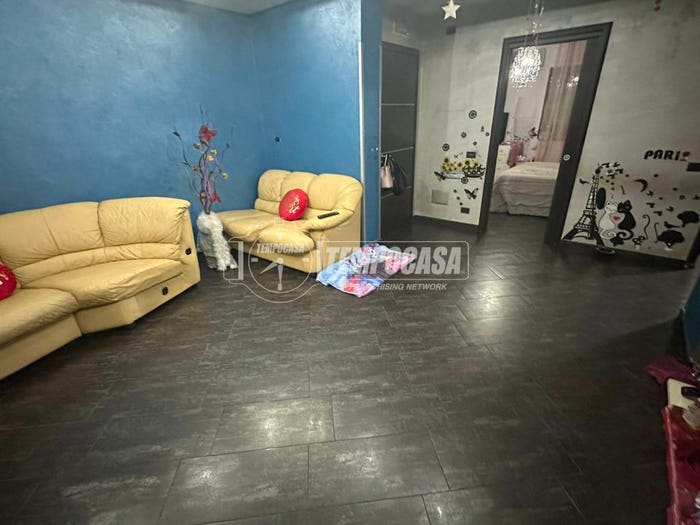 Appartamento trilocale in vendita in Centro, Casalnuovo di Napoli