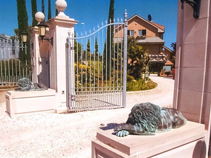 Casa con 6 locali in vendita in Via Ugo Foscolo, Orciano Di Pesaro, Terre Roveresche