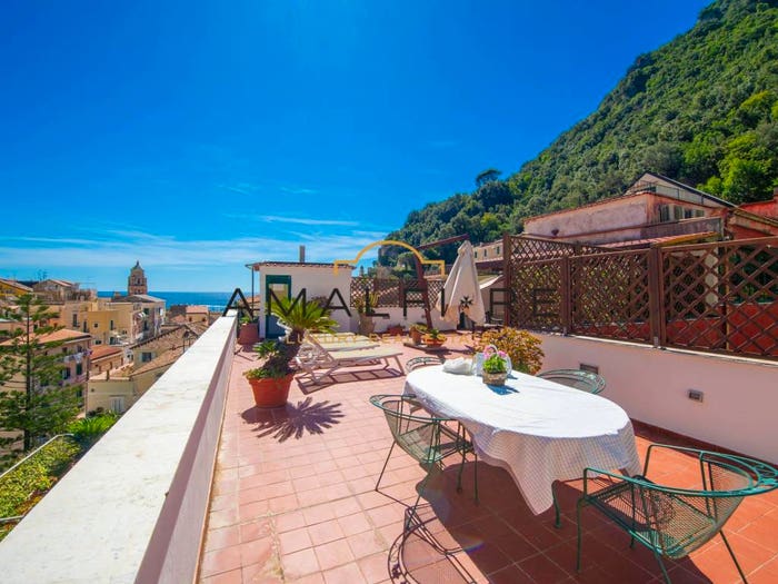 Casa quadrilocale in vendita in Via Ercolano Marini, Centro, Amalfi