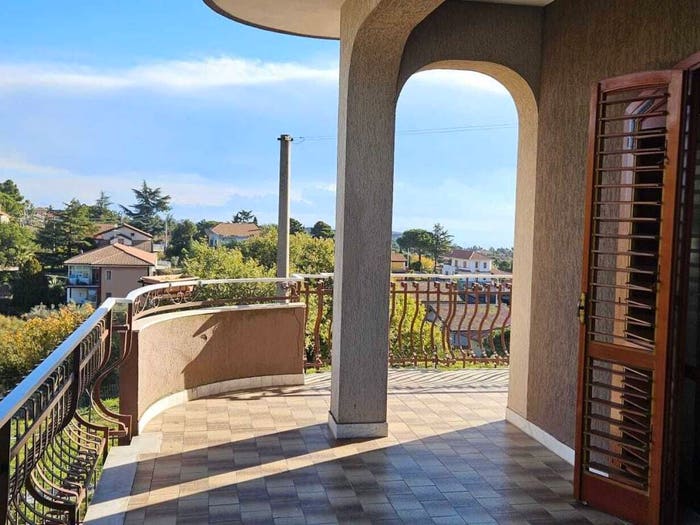 Casa con 6 locali in vendita in Centro, Mascalucia