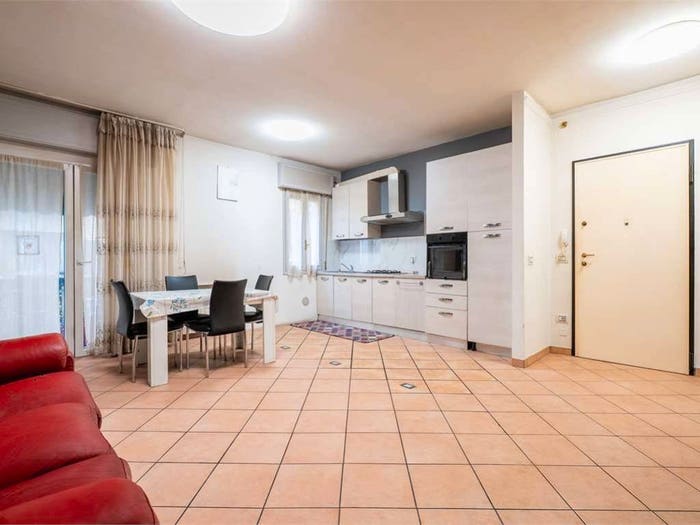 Appartamento trilocale in vendita in Via Cesare Battisti, Centro Storico, Carpi