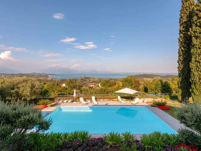 Casa quadrilocale in vendita in Via Sant'Anna, Barcuzzi, Lonato del Garda