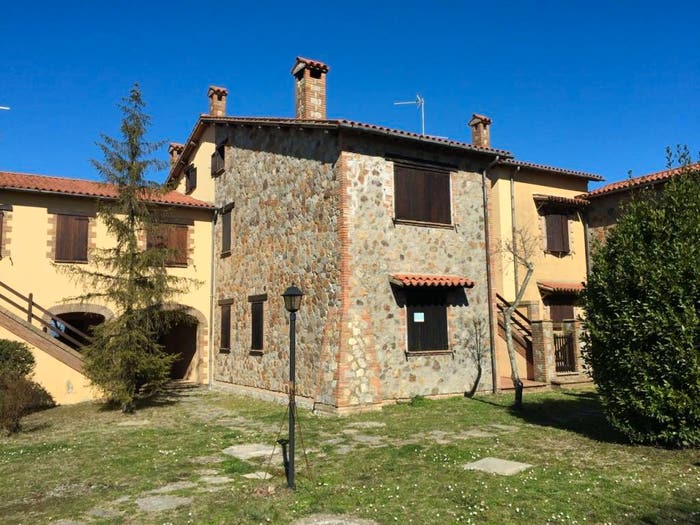 Appartamento quadrilocale in vendita in Località Poggi, Ficulle